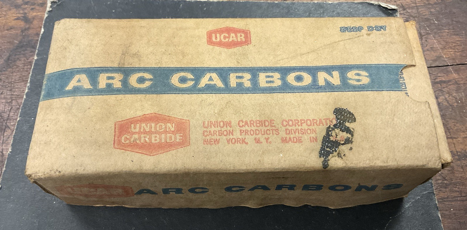 L3600 Arc Carbons 9mm X 8", Box of 50 NEW NOS Union Carbide Corp 205mm Rods
