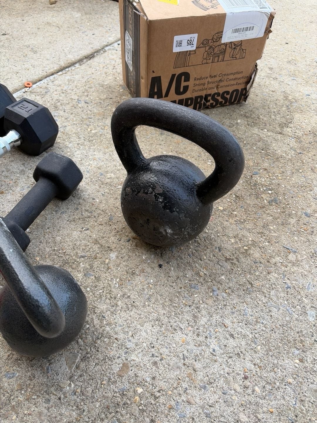 Ader Premier Black Cast Iron Kettlebell 16kg (35lbs)