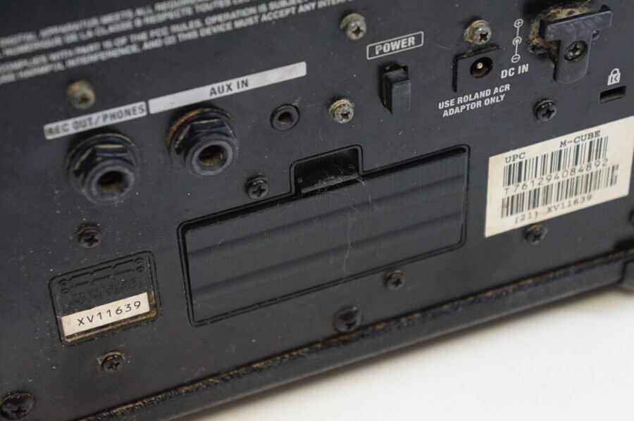 Replacement Battery Cover for Roland Micro Cube Guitar Amplifier