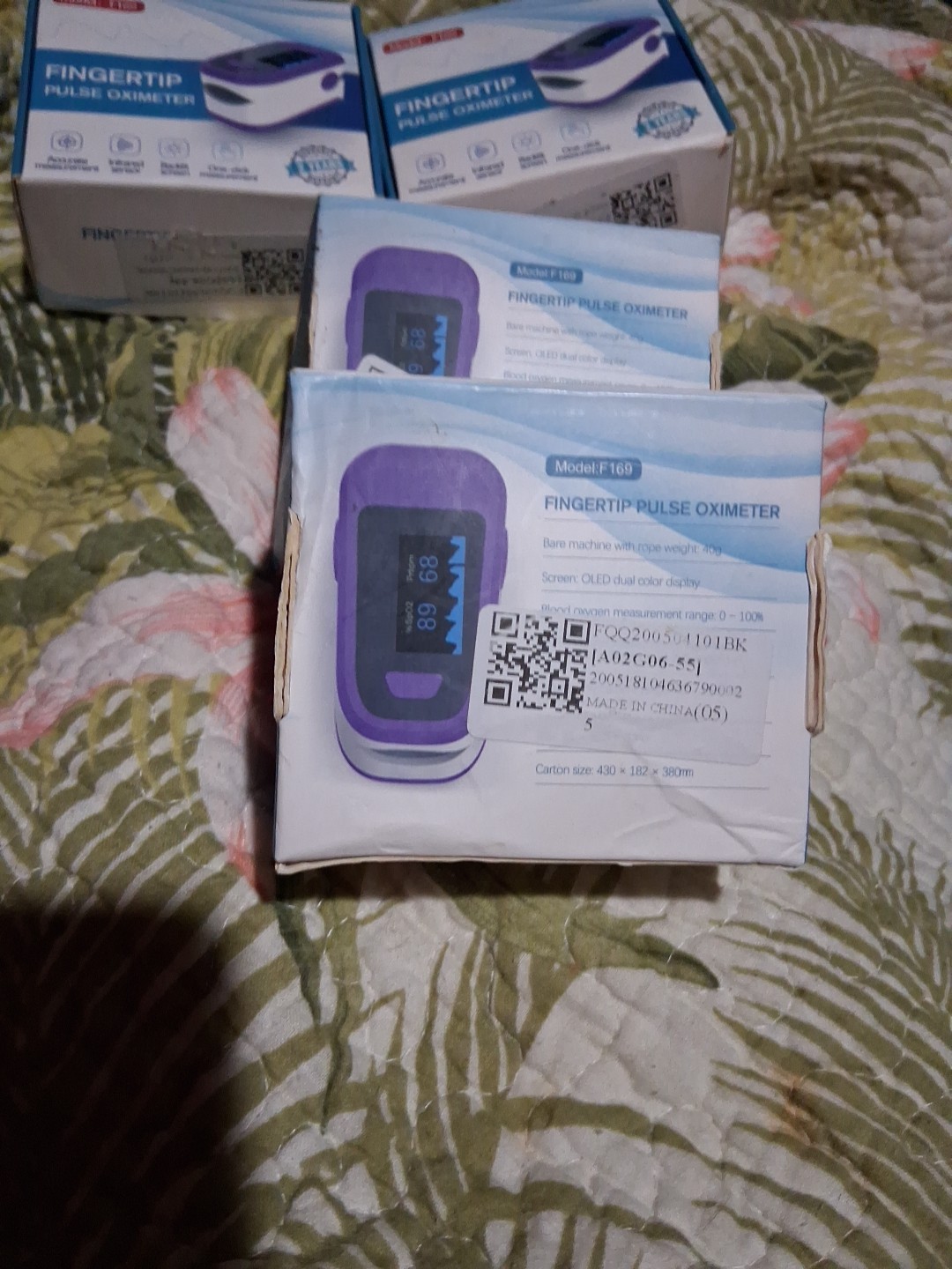 Model Fingertip Pulse Oximeter F169