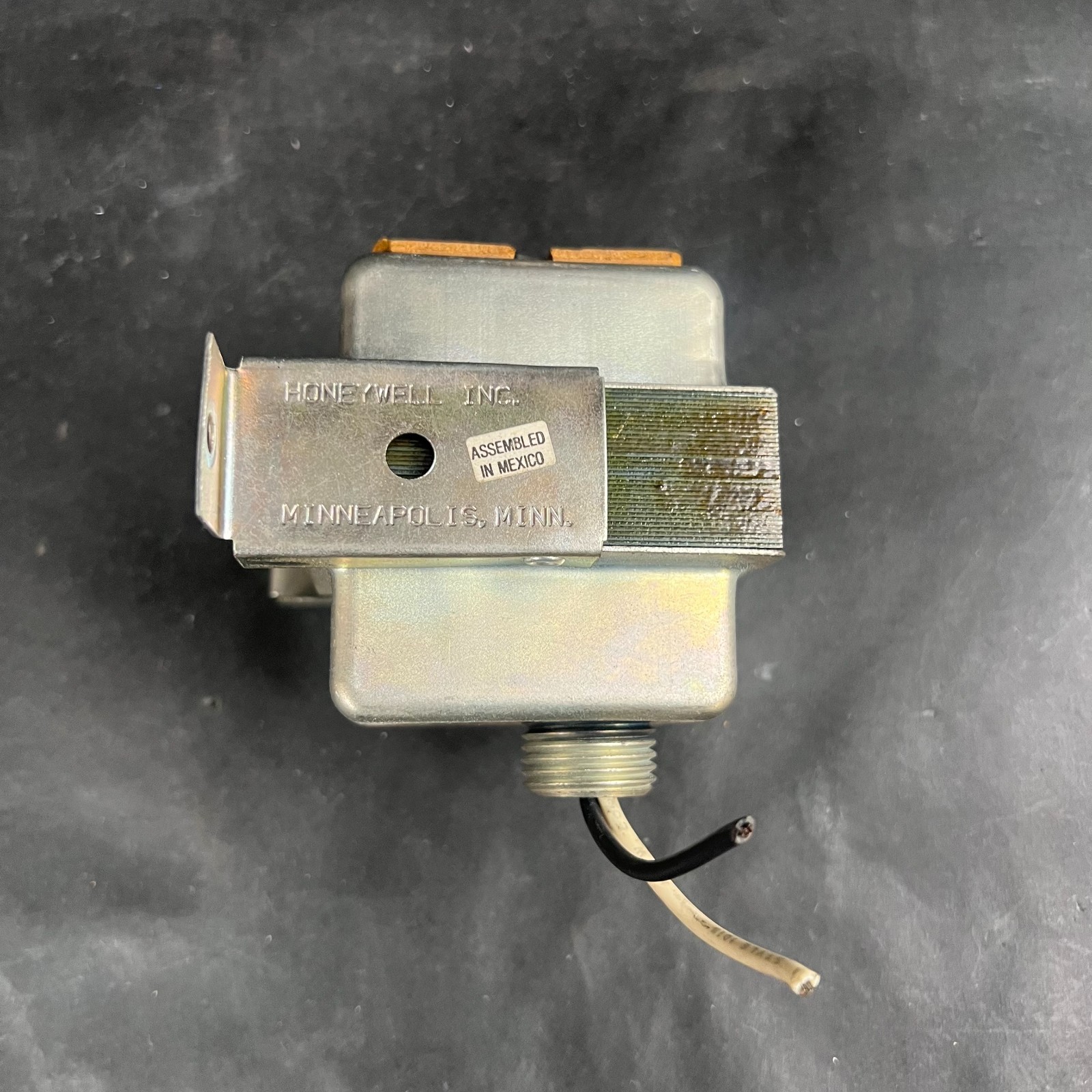 HONEYWELL AT72D 1089 TRANSFORMER ($35 OBO)