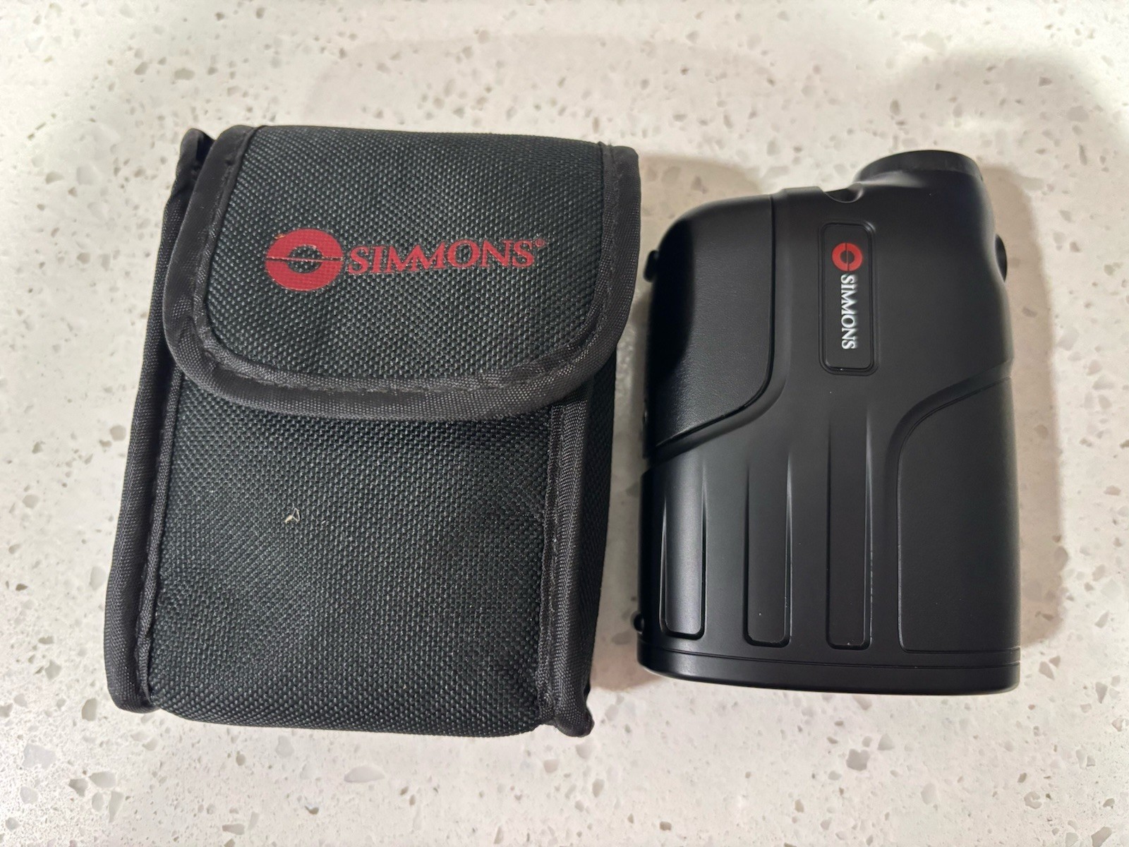 Simmons LRF 600 Laser Rangefinder Golf Hunting Black w/ Case Tested Works