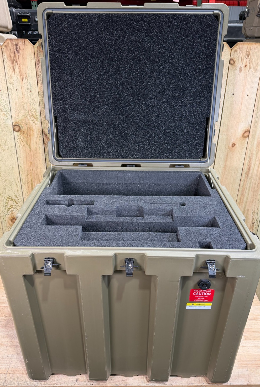 ECS Loadmaster Case 29x25x28.5" Military Surplus Transit Tan Grade AB