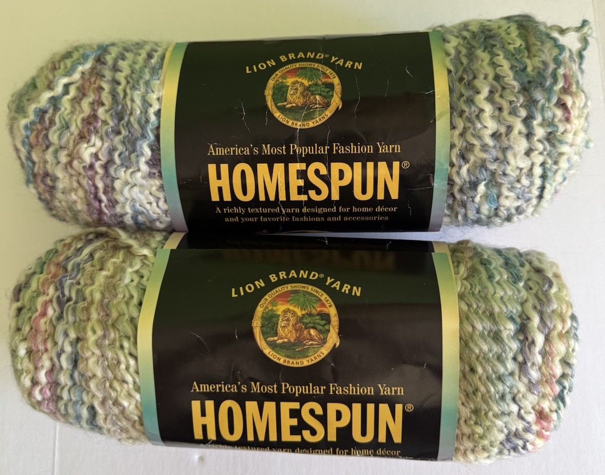 2 skeins Lion Brand HOMESPUN Yarn TUDOR #315 Multi color 6 oz 185yds Soft Boucle