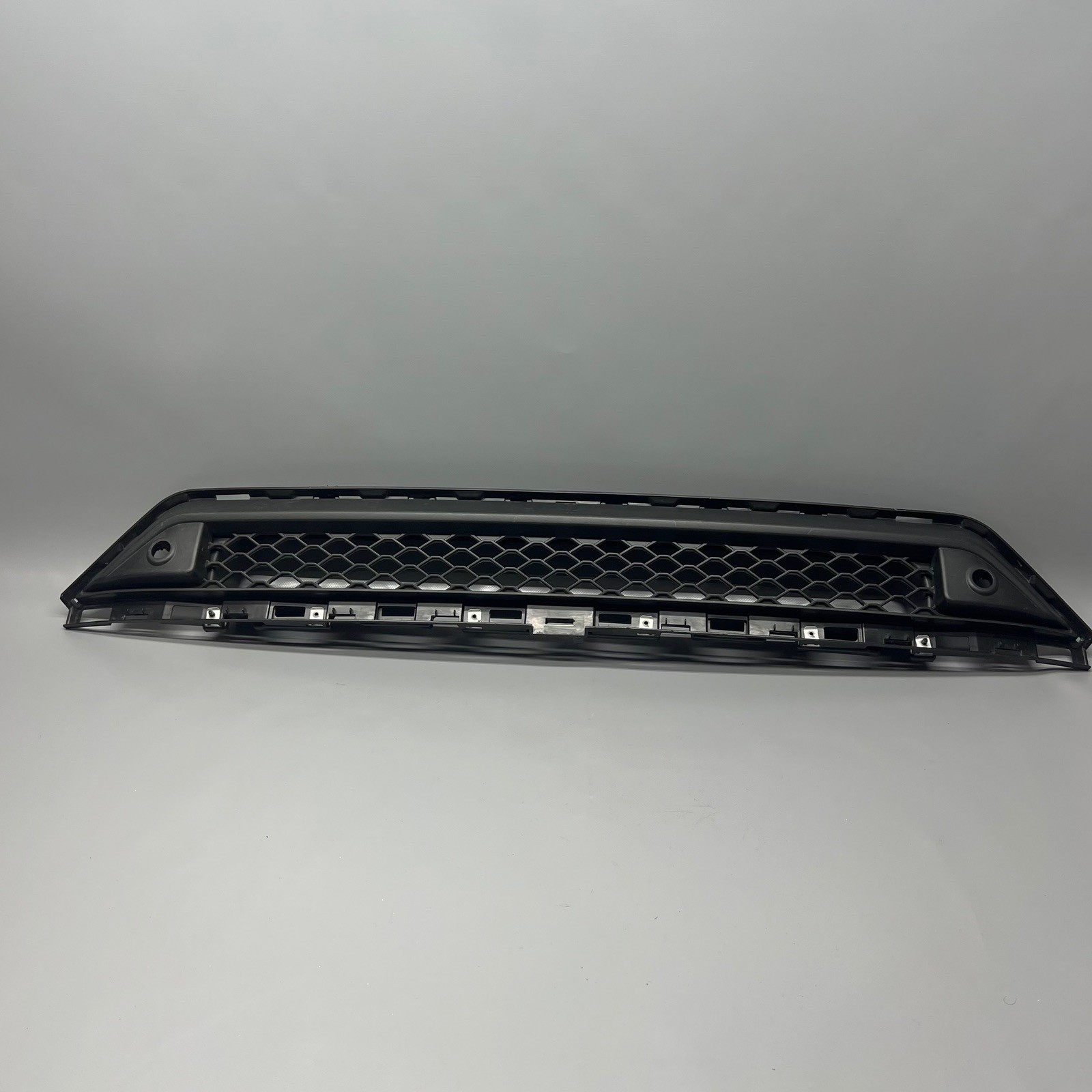 MASERATI GRECALE GRILLE FRONT BUMPER LOWER 2023 2024 2025 OEM 6701981820