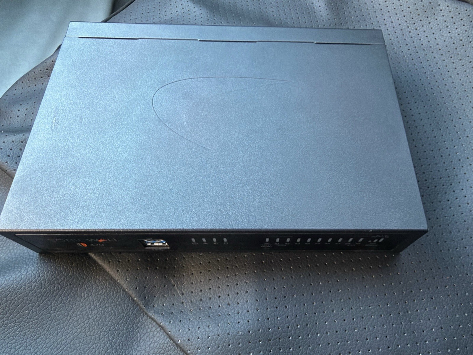 SonicWall TZ470 Network Security/Firewall Appliance (02-SSC-2829)