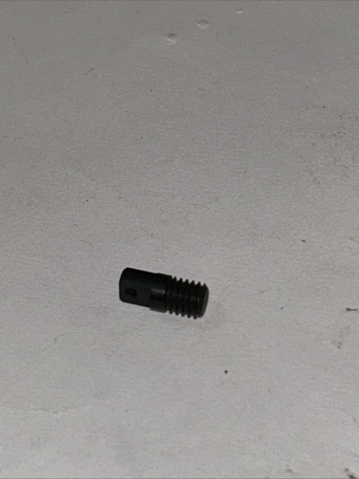 980054 Pin