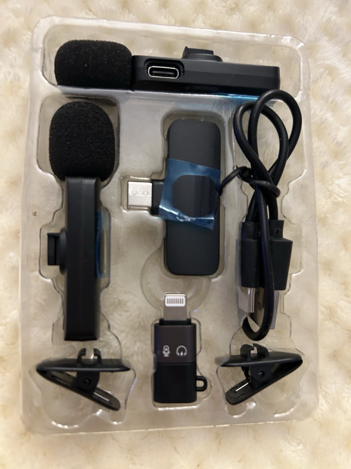 Two Lavalier Wireless Microphones Audio Video Recording Mini Mic iPad/Android