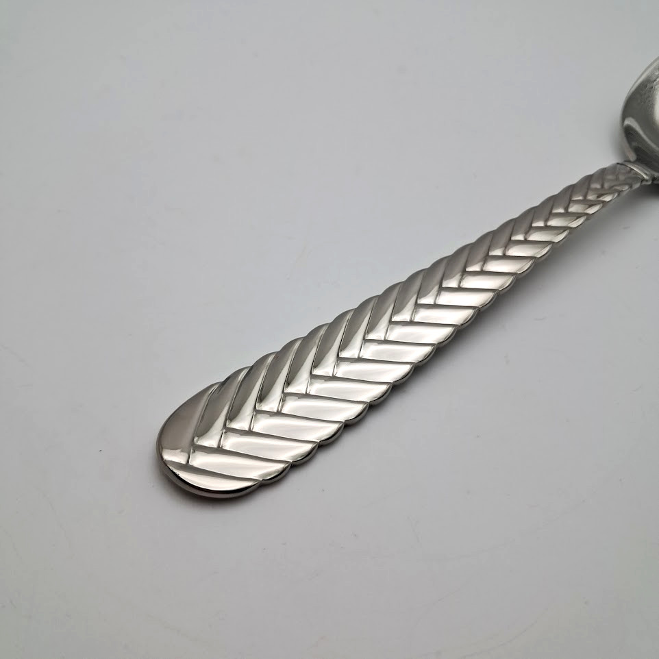 Reed & Barton Tennyson Stainless 18/10 Flatware Glossy Vietnam CHOICE YOU CHOOSE