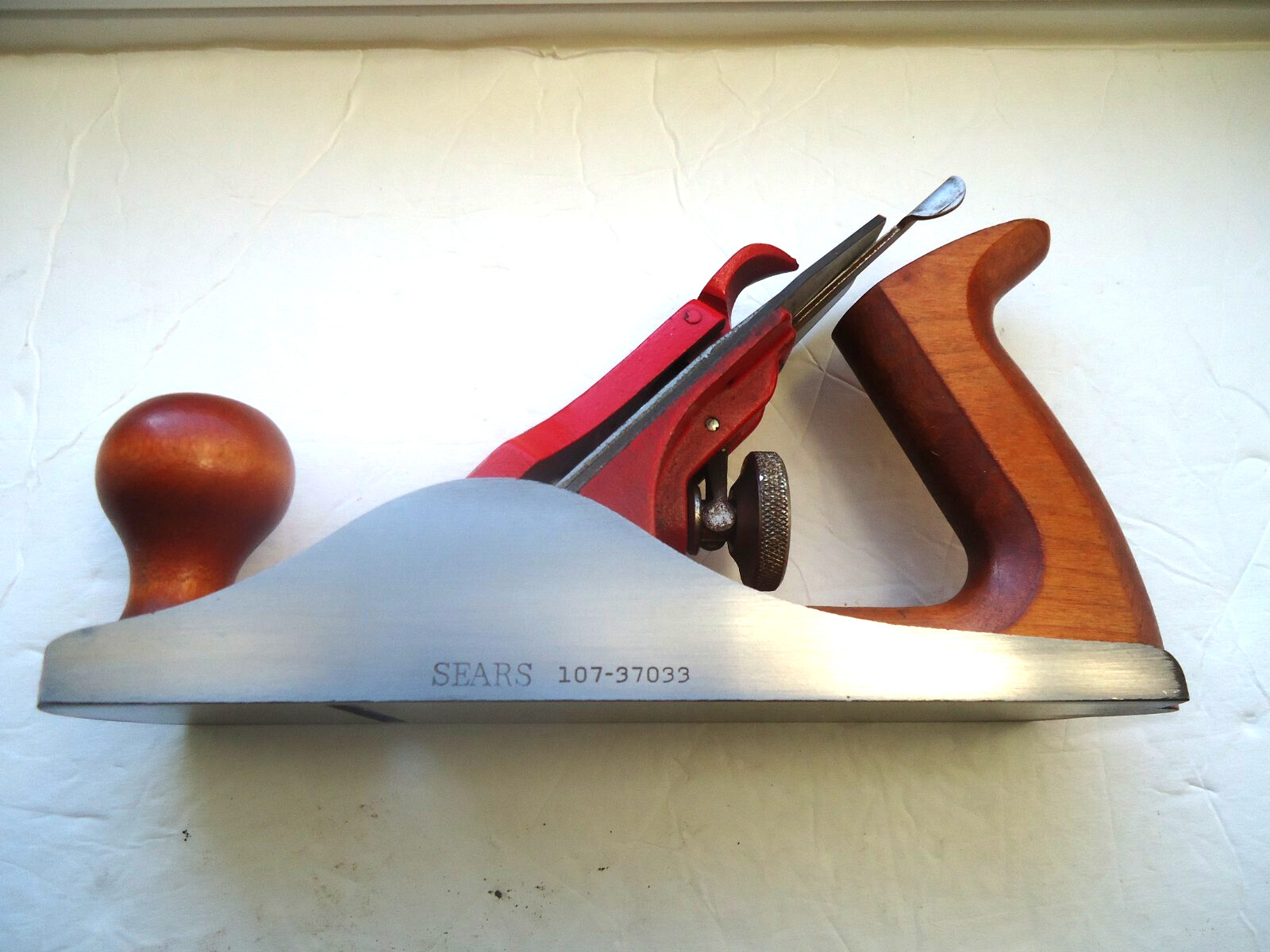 VINTAGE #4  HAND PLANE - SEARS - 9 1/4" x 2 1/2" Red  107-37033 EXCELLENT COND!