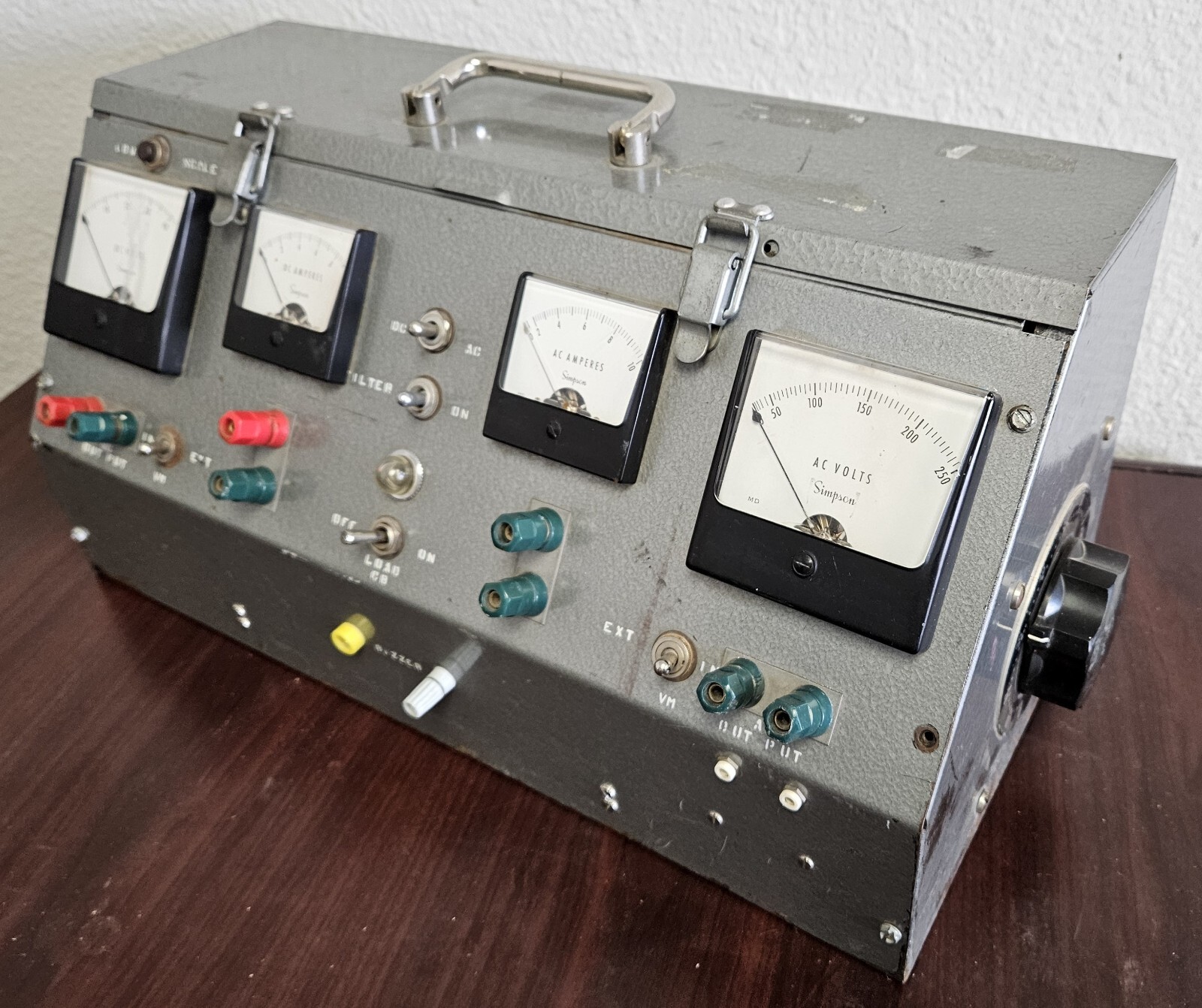 Simpson AC/DC Amperes Analogue Test Set.
