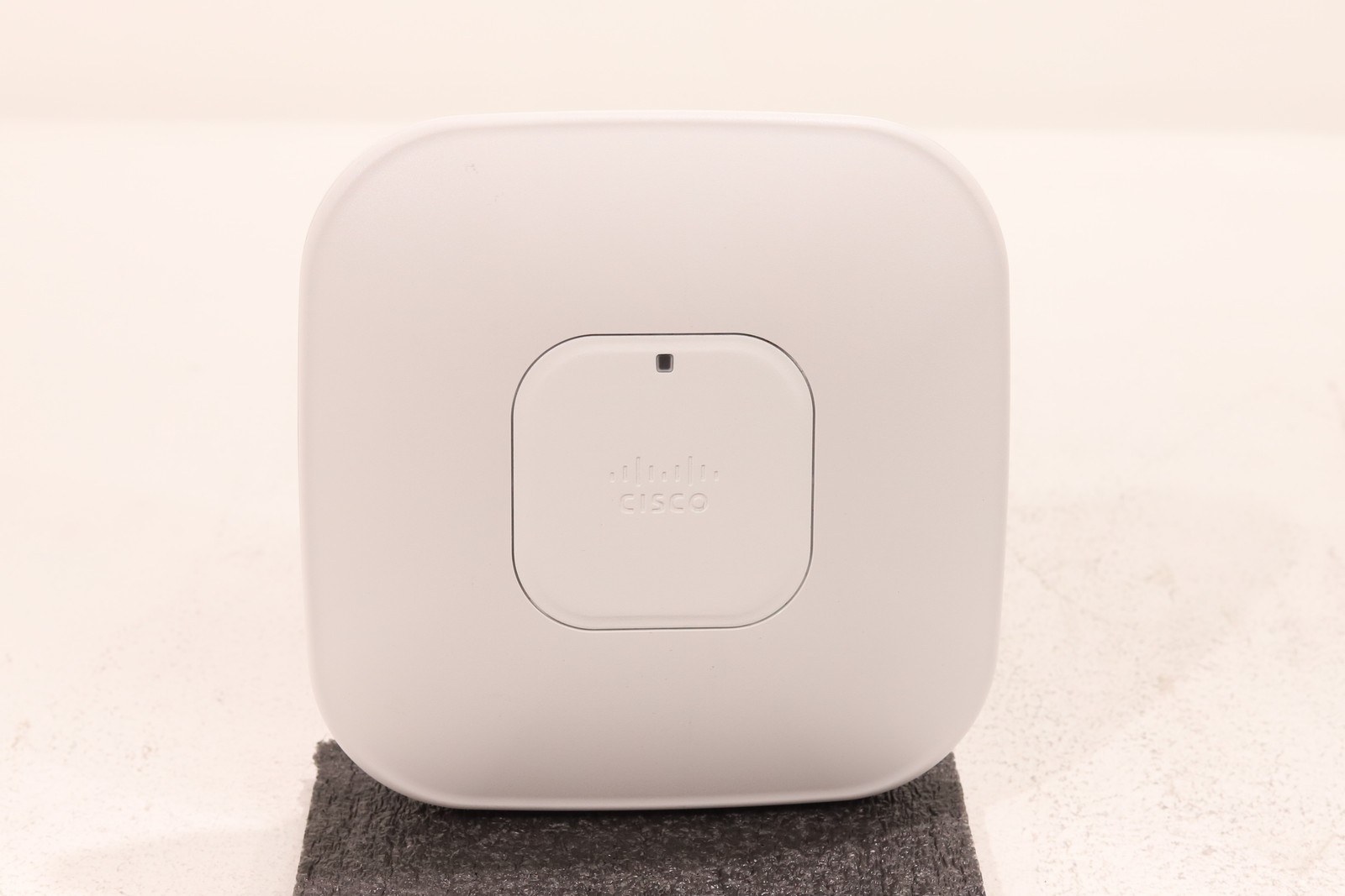 Cisco Aironet 3502i Dual Band Wireless Access Point P/N: AIR-CAP3502I-A-K9 V02