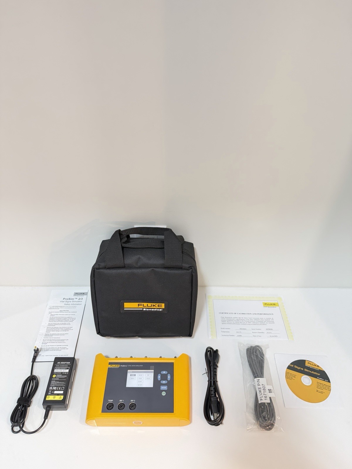 FLUKE BIOMEDICAL PROSIM 2 VITAL SIGNS SIMULATOR W/ CHARGEE CALIBRATED 2026