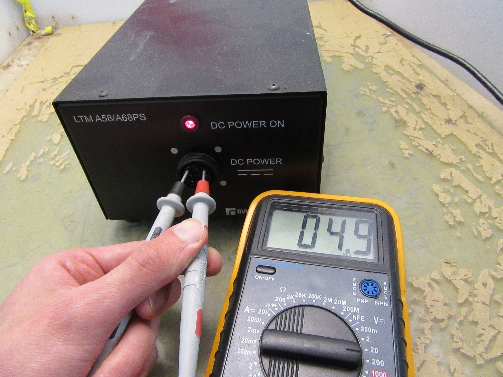 RVM scientific LTM A58/A68PS dc power supply [E-4.75]
