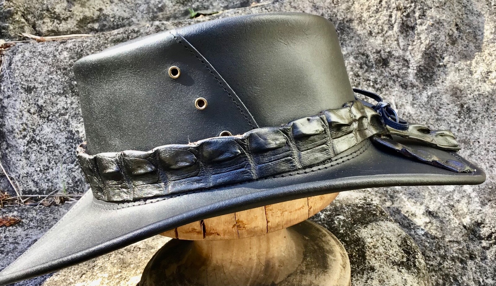 Genuine crocodile Leather skin hide hat band  exotic unique stunning Dundee.