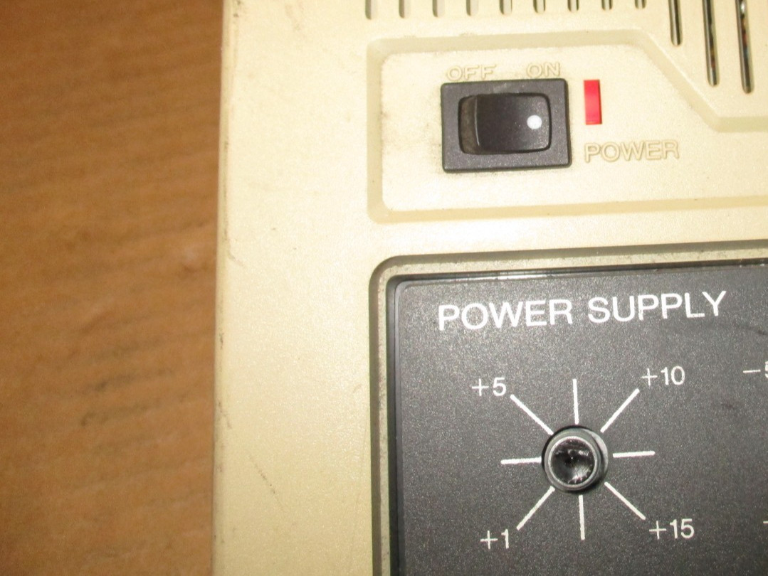 Heathkit ETW-3600 Analog Trainer