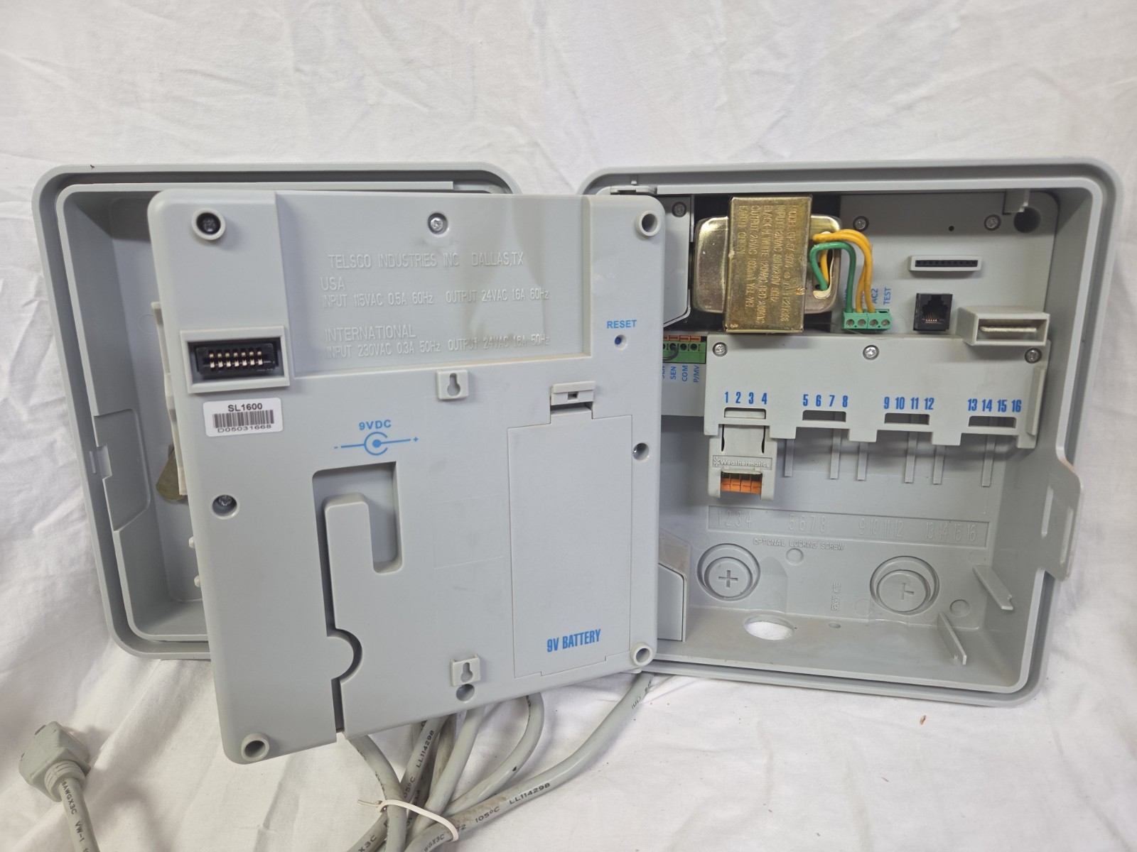 Weathermatic SL-1600 SmartLine Irrigation Controller W/ Keys & Case