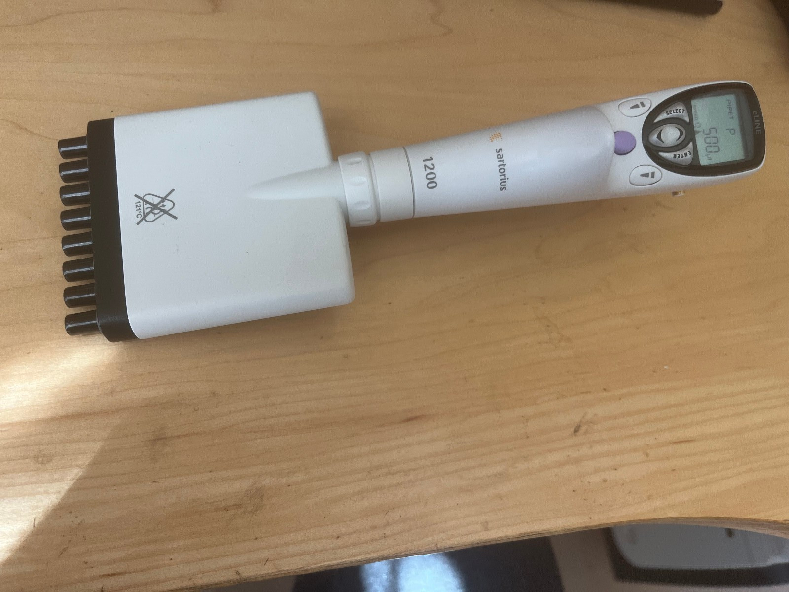 Biohit / Sartorius  Electronic 8  Channel Pipette  multichannel 100- 1200 eLine
