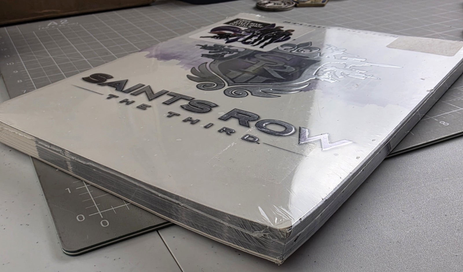 Saints Row The Third Studio Edition Strategy Guide, New Sealed Shrink Wrap