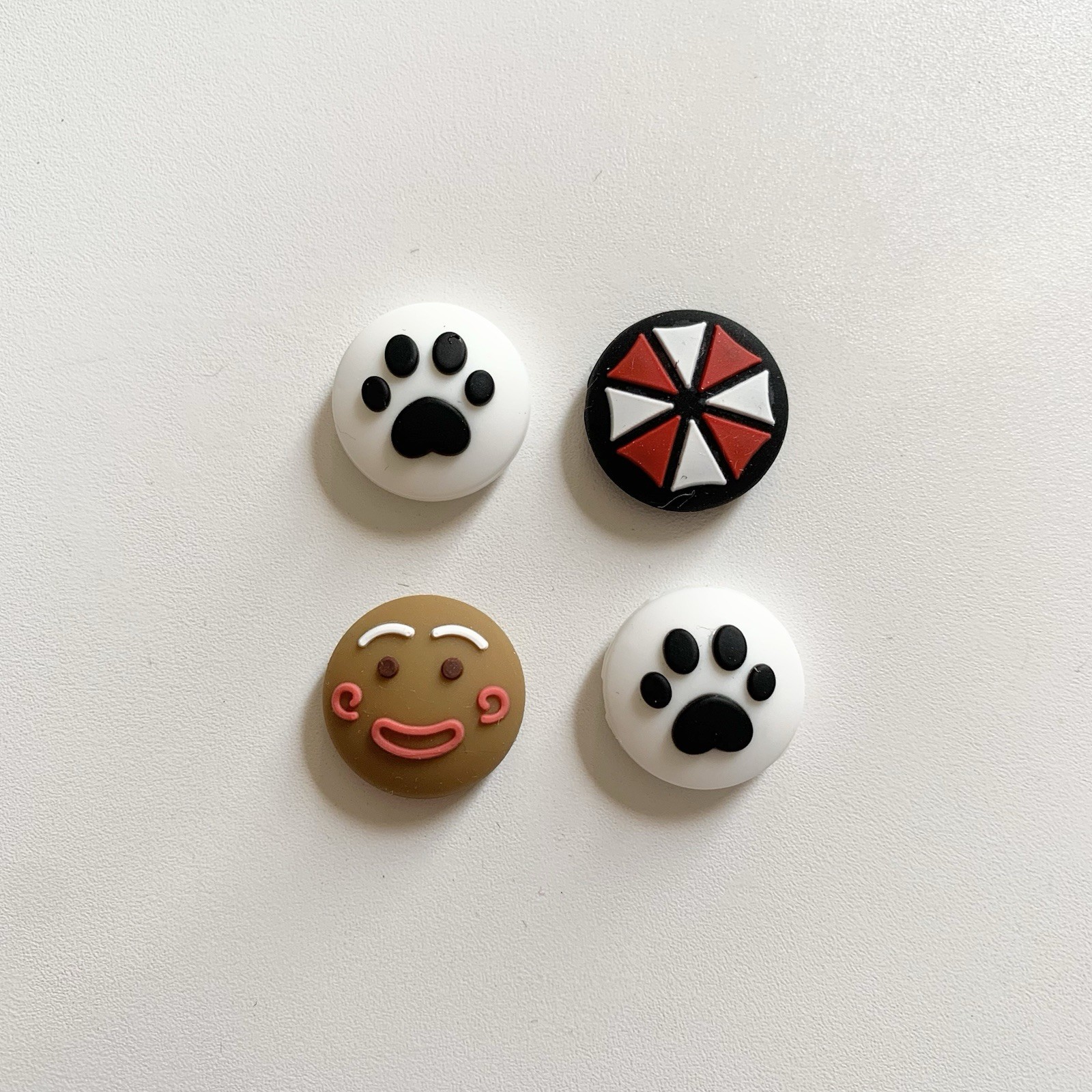 Nintendo Switch 4 Pcs Black Paws Gingerbread Resident Evil Umbrella Thumb Grip