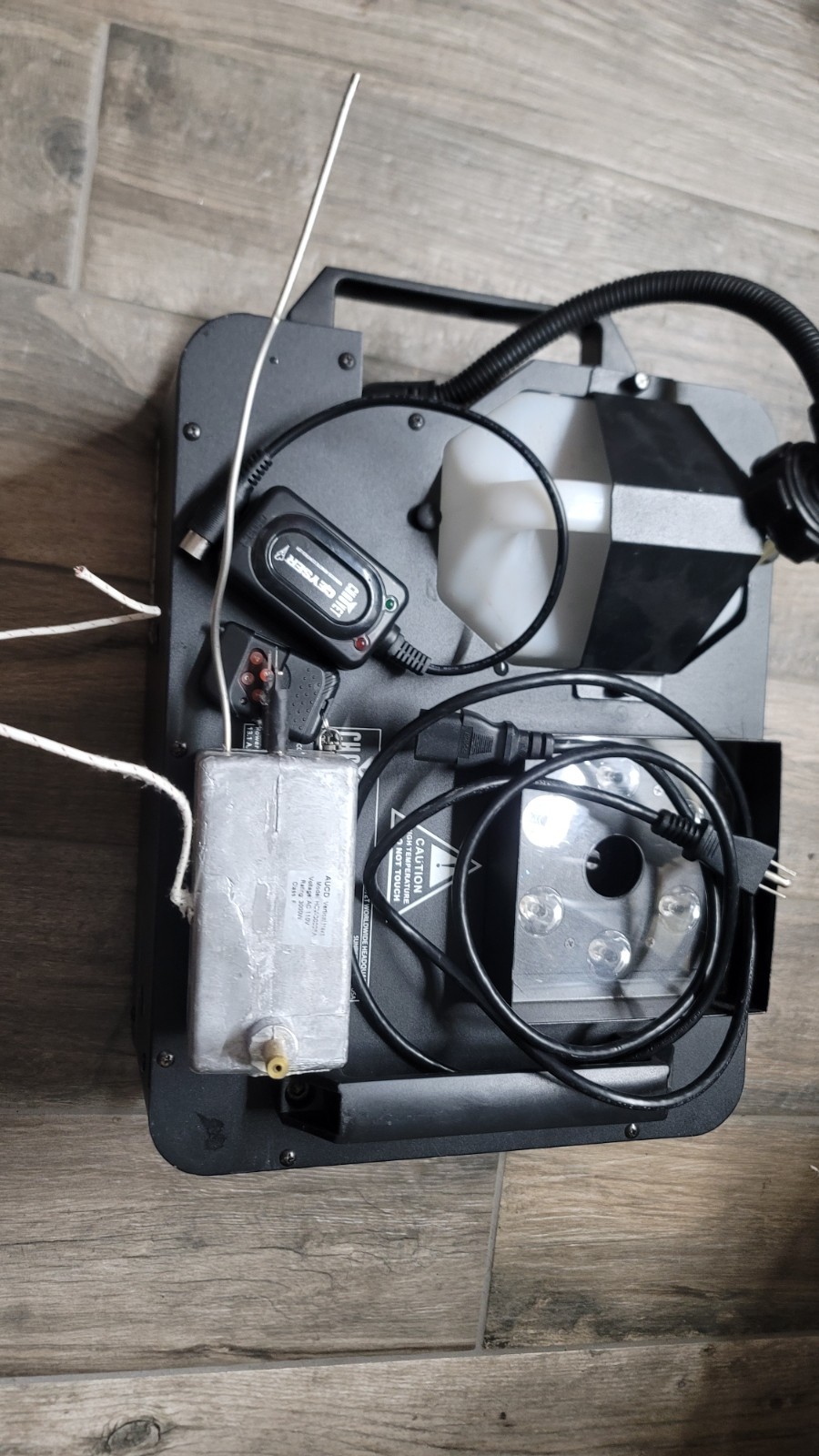 Chauvet DJ Geyser P6 **PARTs Or REPAIR