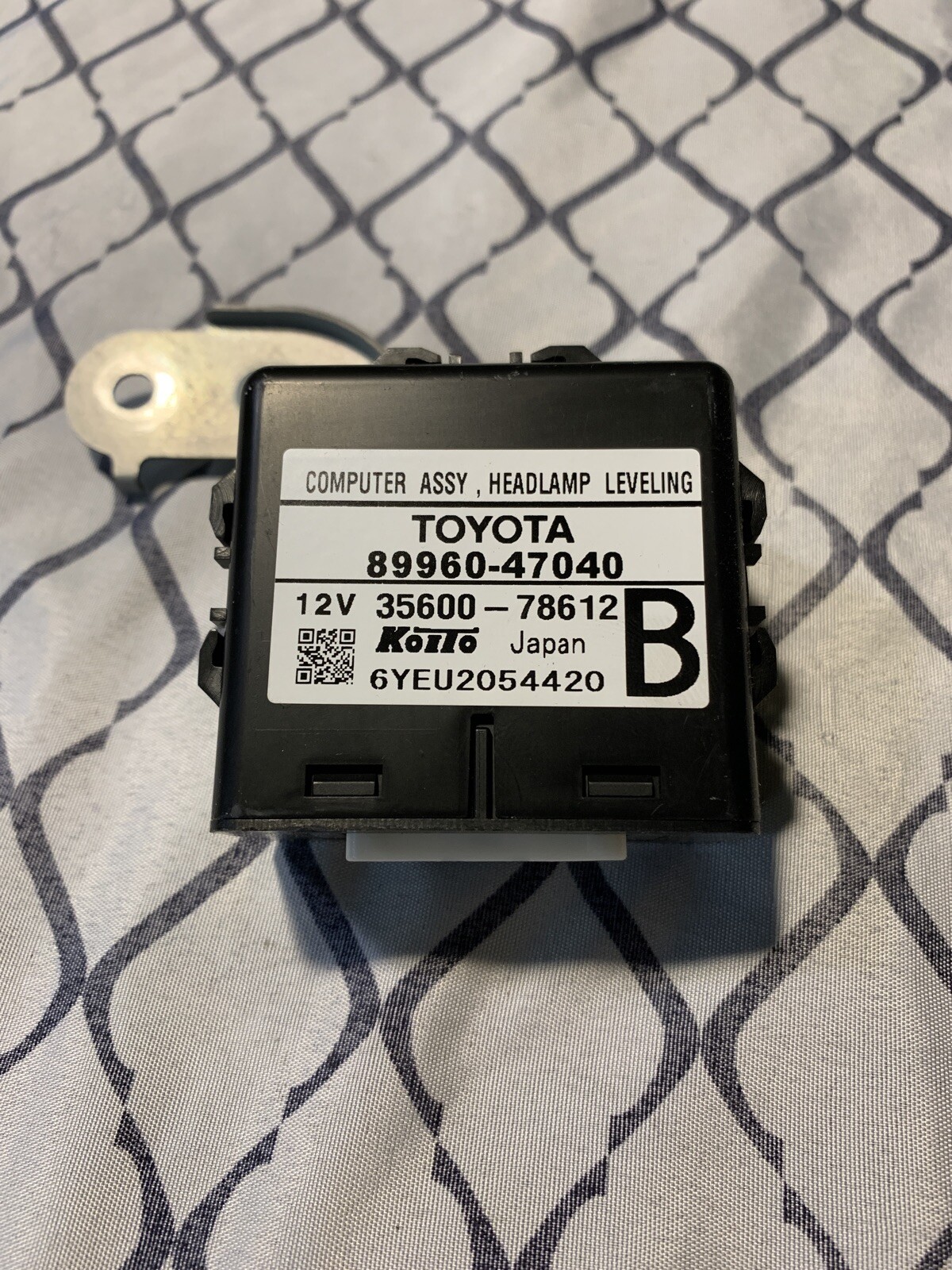 06 07 08 09 TOYOTA PRIUS HEADLIGHT LEVELING CONTROL MODULE OEM 89960-47040
