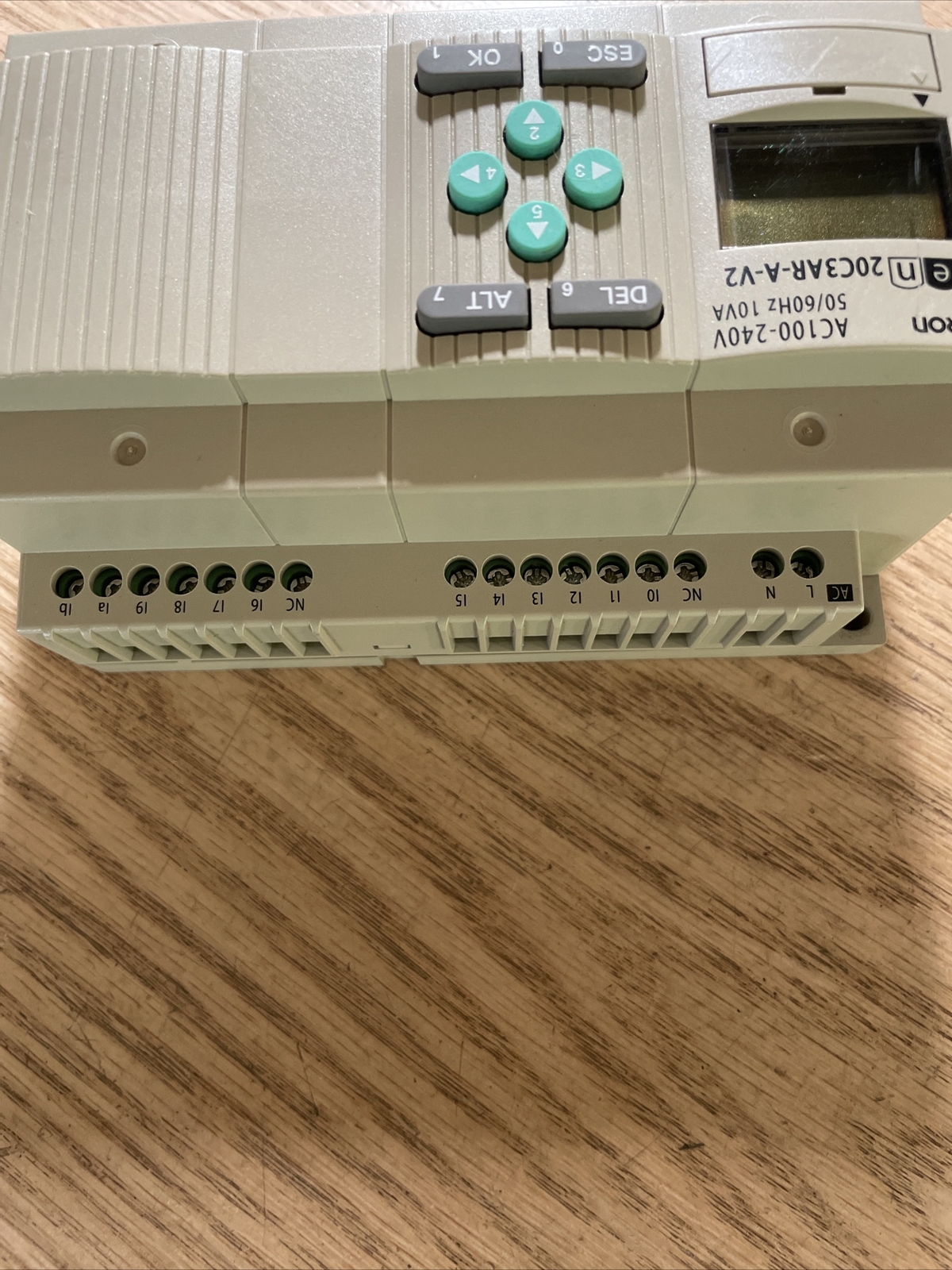 OMRON ZEN-20C3AR-A-V2 Programmable Relay,100-240VAC