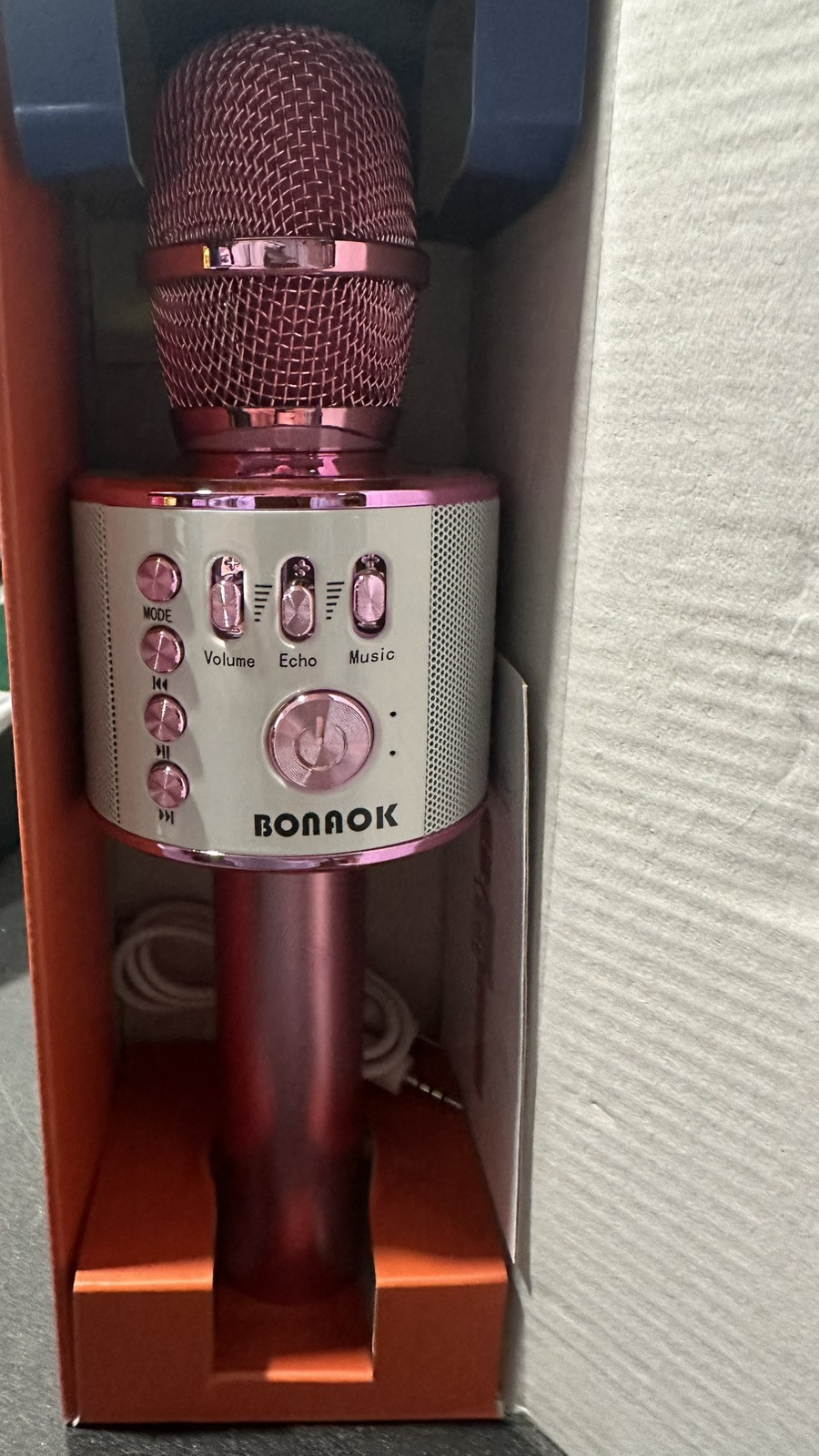 BONAOK Wireless Bluetooth Karaoke Microphone New Open To Take Pictures