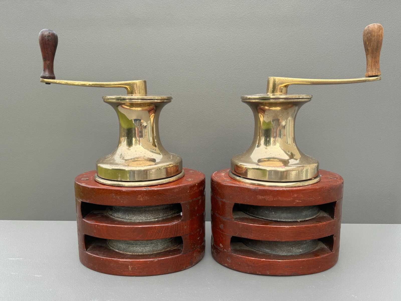 2 Brass Sailing Boat Winches w/Hand Cranks + 2 Antique Wooden Rope Pulley Blocks