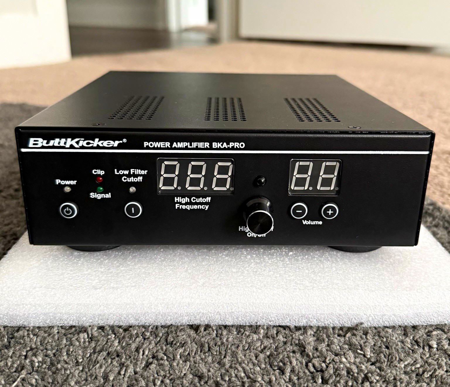 ButtKicker BKA-PRO Amplifier ONLY - Read Description