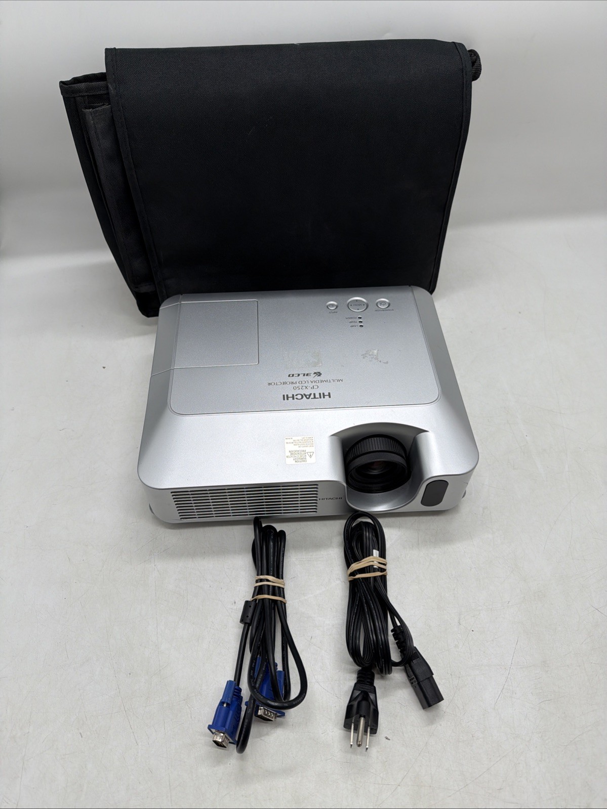 Hitachi CP-X250 2000 Lumens Projector Tested and Working