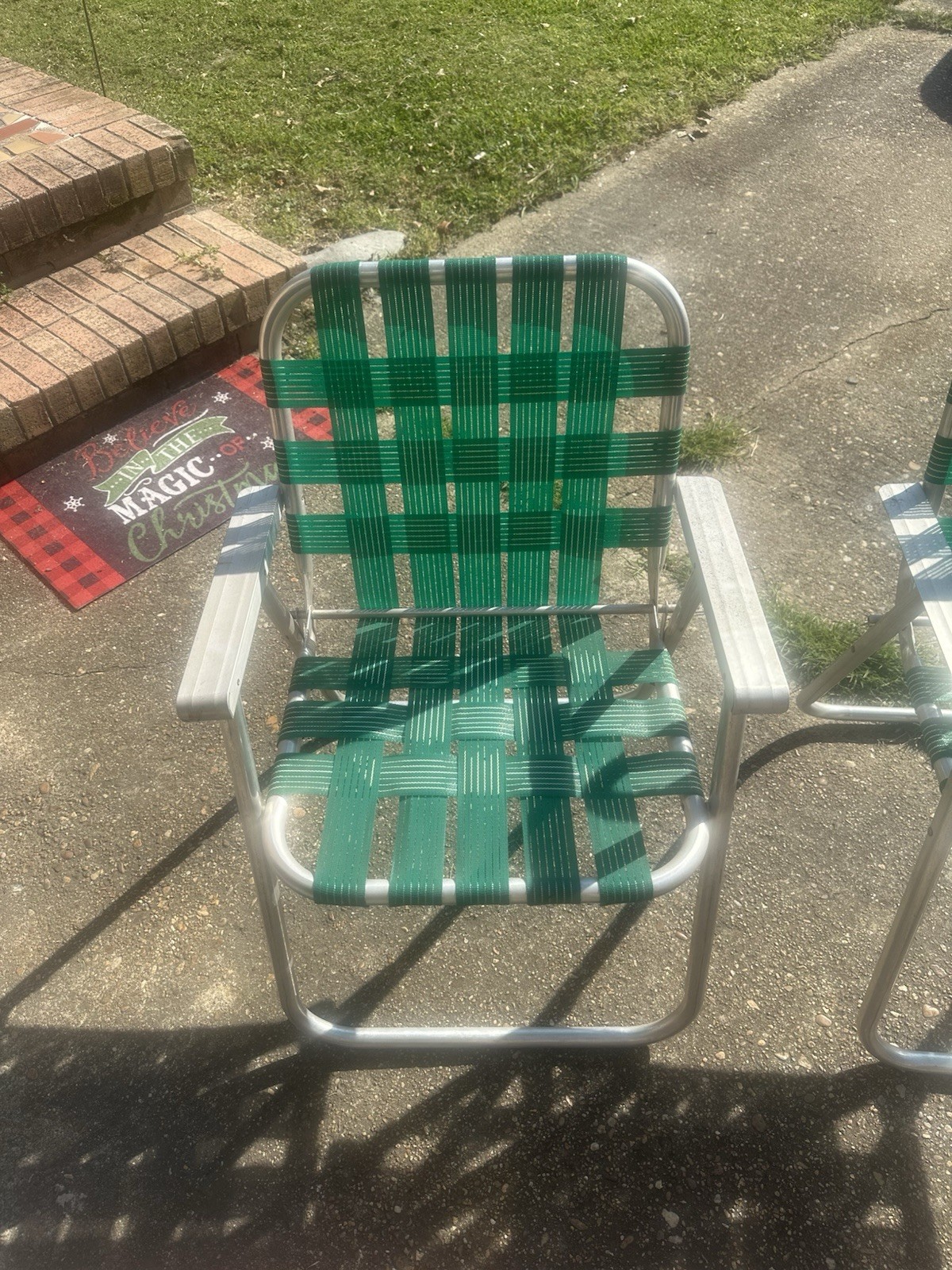 Vintage Folding Aluminum Lawn Chairs (2) Green And White