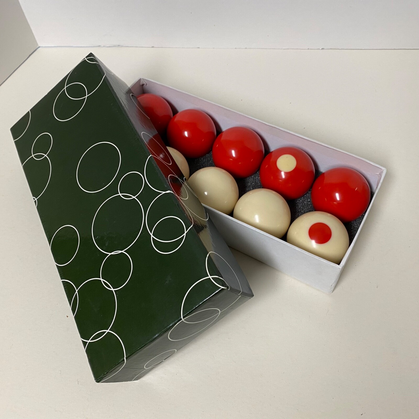 ACTION  Bumper Pool Ball Set, 10 Red and White Bumper Pool Balls With Box