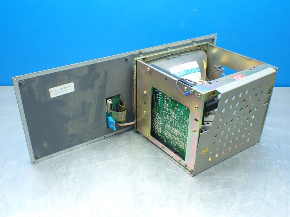 FANUC 9" CRT/MDI UNIT OPERATOR PANEL XA02B-0120-CE51#18M
