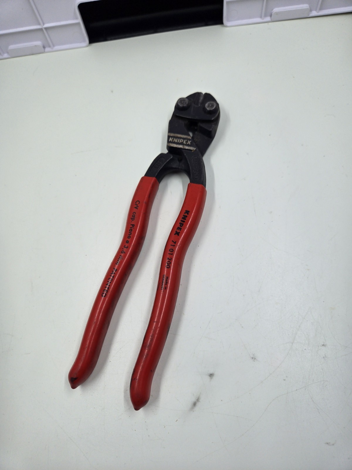 Knipex 71 01 200 8in High Leverage CoBolt Compact Bolt Cutters