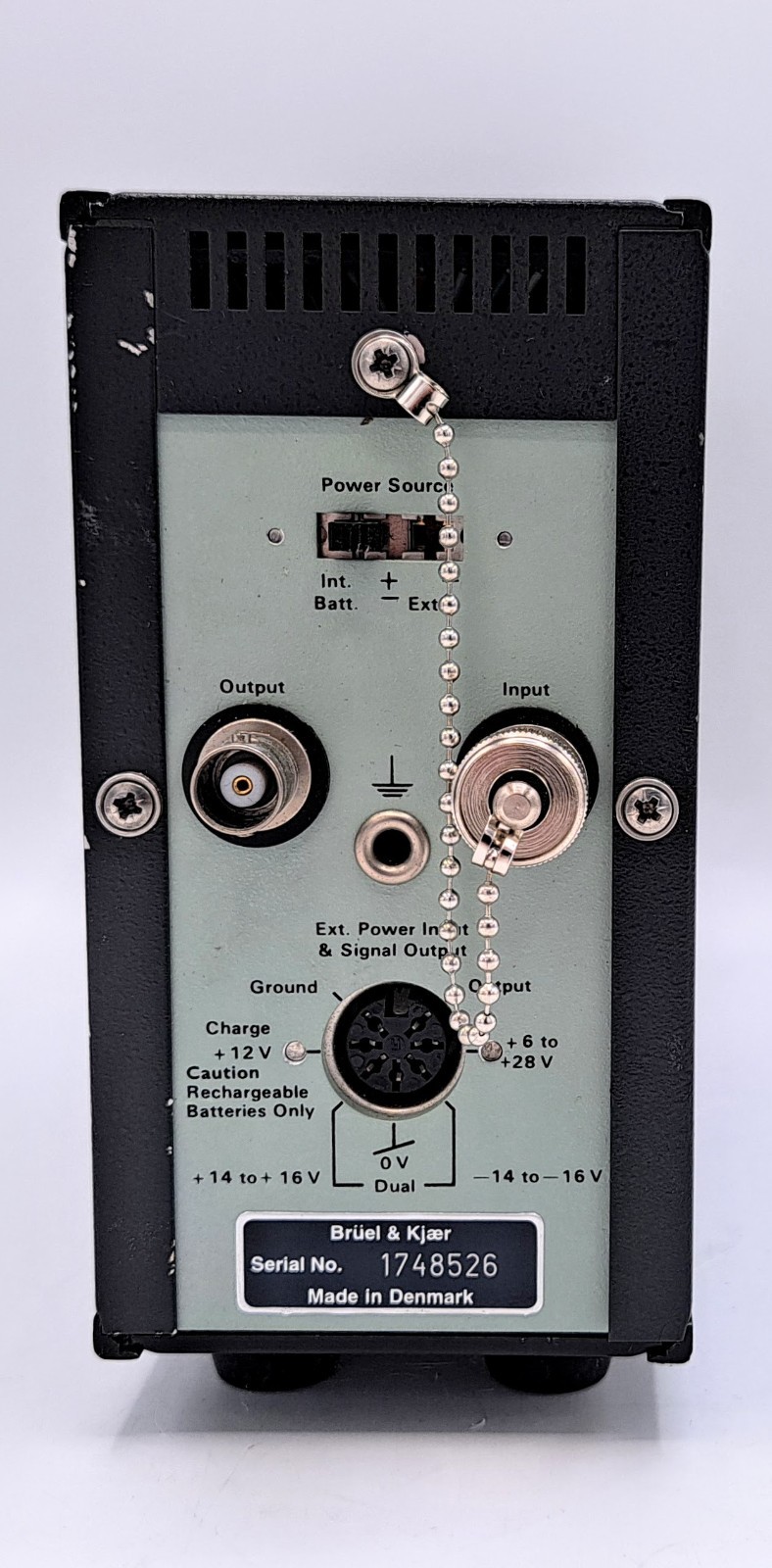 Bruel & Kjaer B&K Charge Amplifier Type 2635