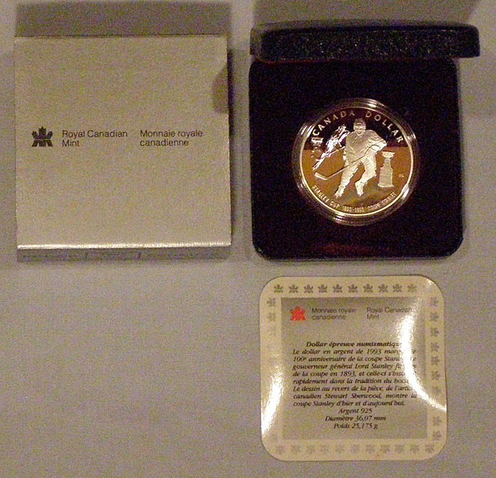 1993 Canada Frosted Proof Silver Dollar, 0.7428 Troy Oz 	(4I)