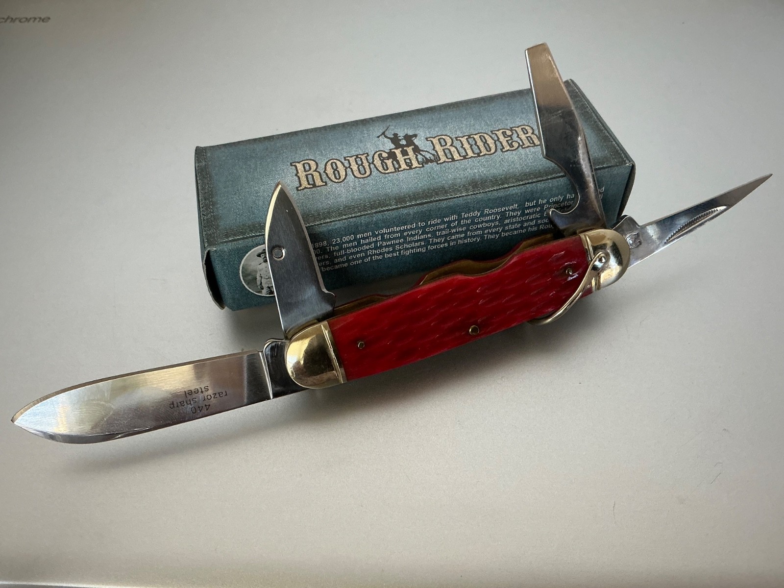 Rough Rider Camp/Scout Pockeknife Red Jig Bone RR573