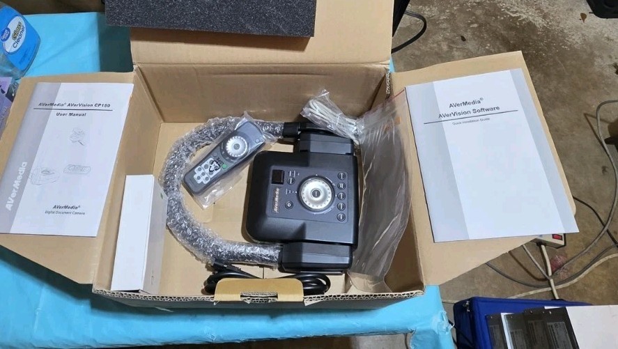 NEW AverMedia AverVision CP150 Digital Document Camera Presentation System.