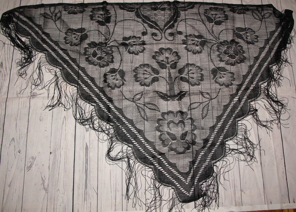 Black lace shawl Long fringe Vintage Triangle mesh scarf Gothic Weddings Bridal