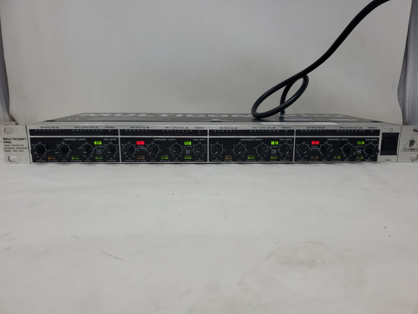Behringer MDX4400 Multicom Pro Audio Quad Dynamics Processor