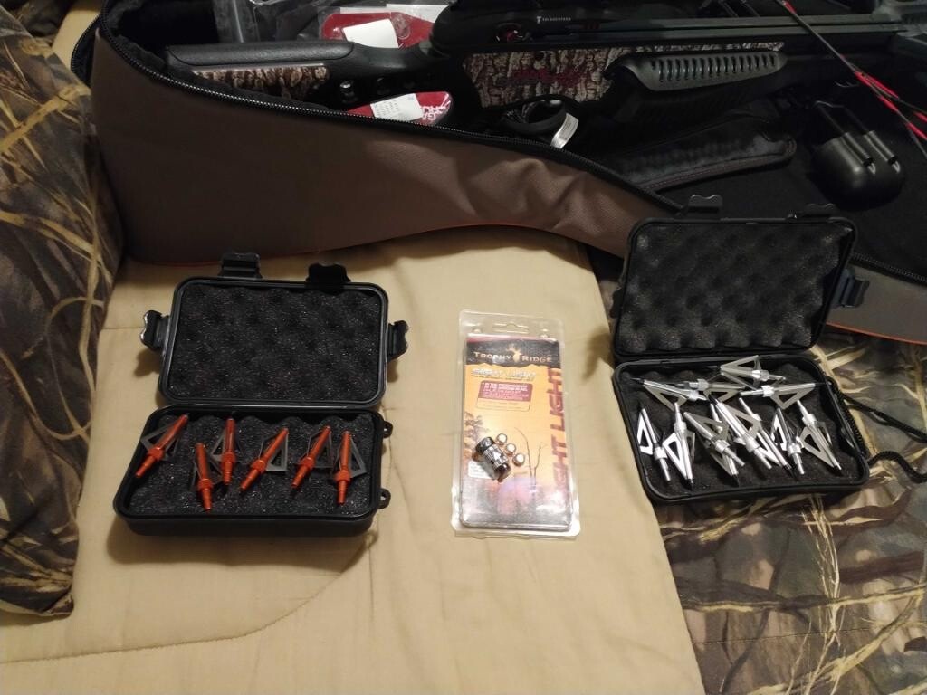 Barnett crossbow game crusher crossbow package includes game crusher crossbow