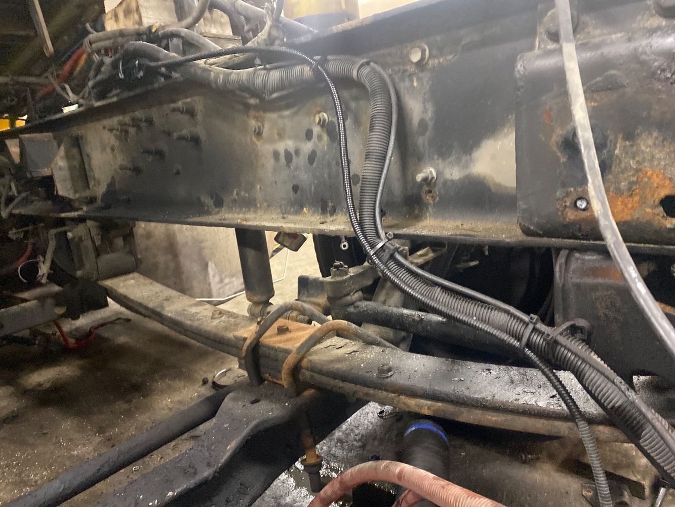 Front Leaf & Springs N/A Used P-12404