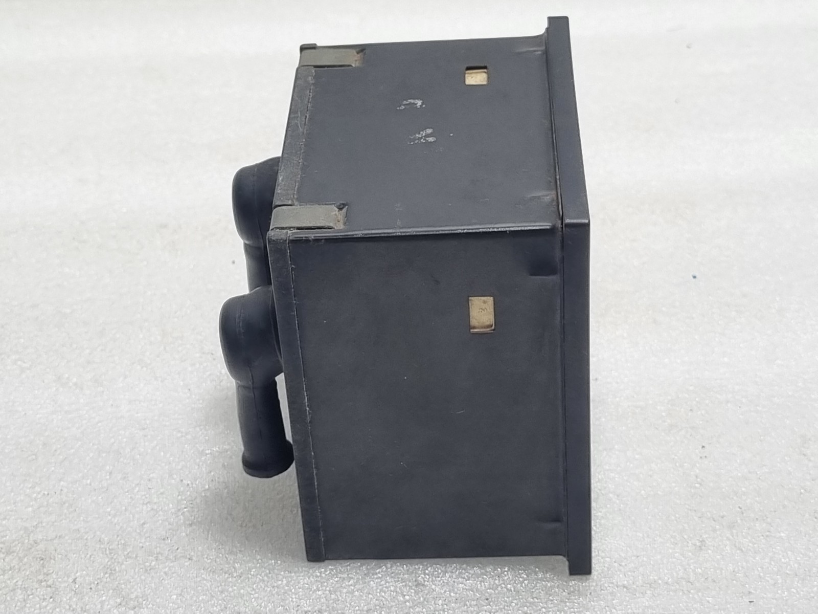 Celsa Frequency Counter Meter 440v 55-65 Hz P2.5