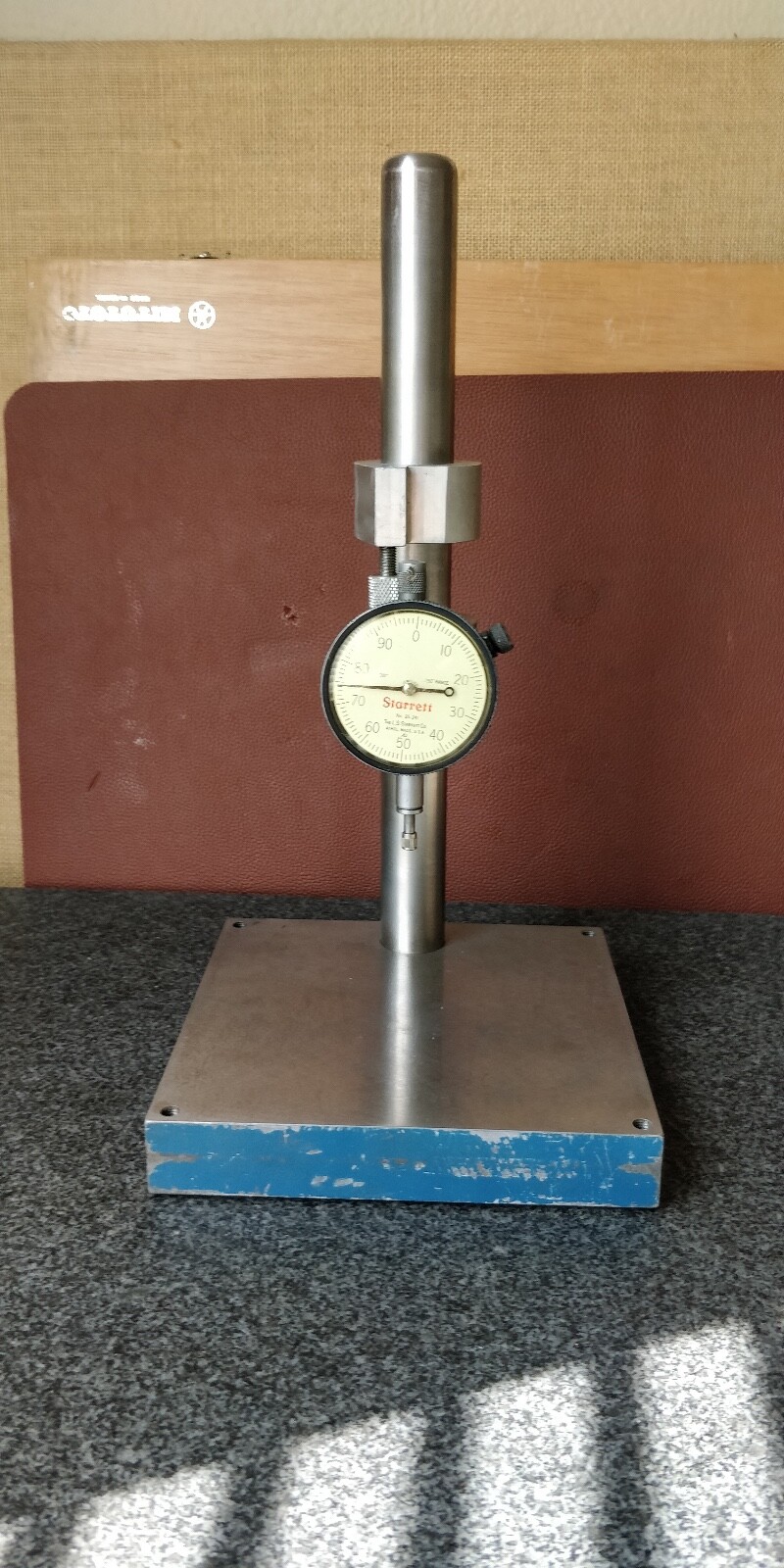 TESTED Starrett No.25-241 Dial Indicator on Inspection Stand SOLID OVERBUILT