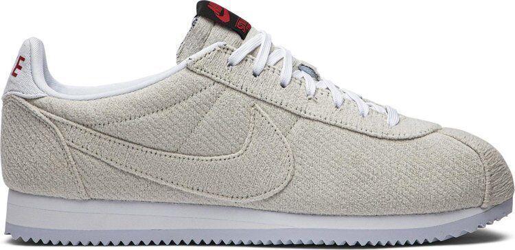 Size 13 - Nike Classic Cortez QS x Stranger Things Upside Down 2019