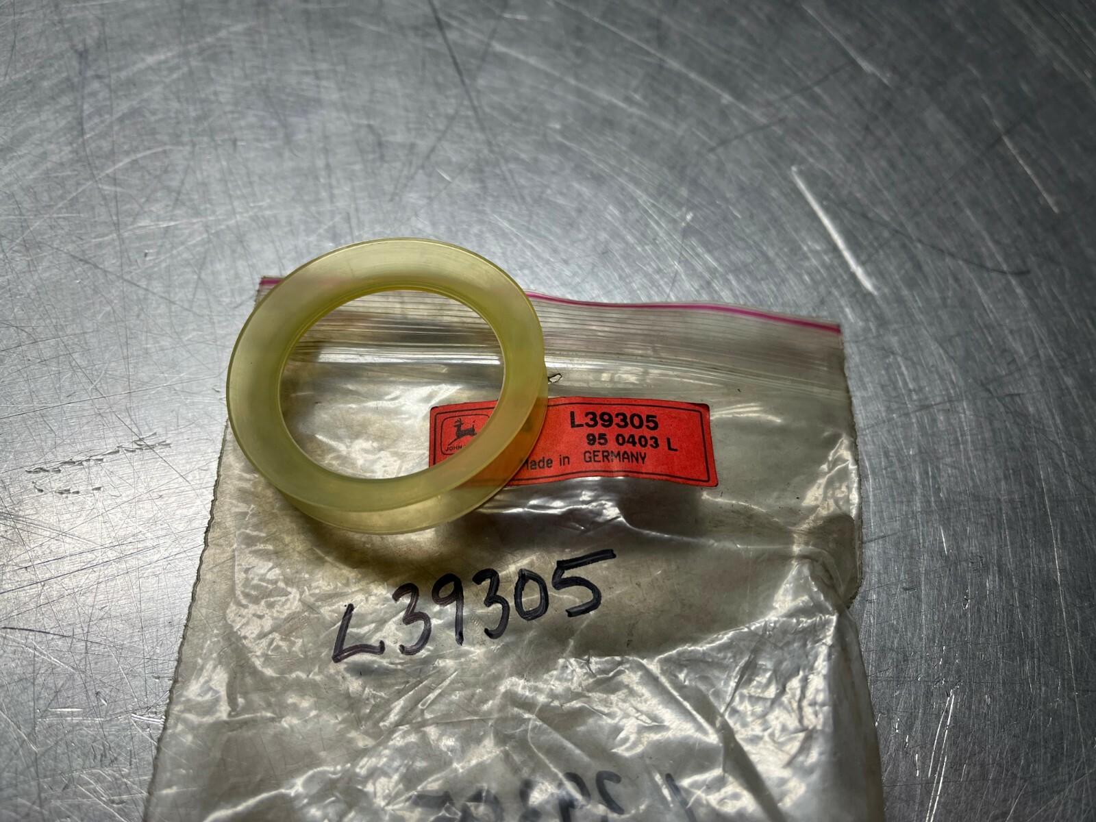 L39305 Genuine OEM John Deere  SEAL