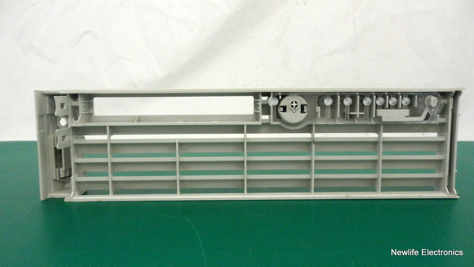 HP A7231-04025 Right Front Bezel for Rackmount Configurations
