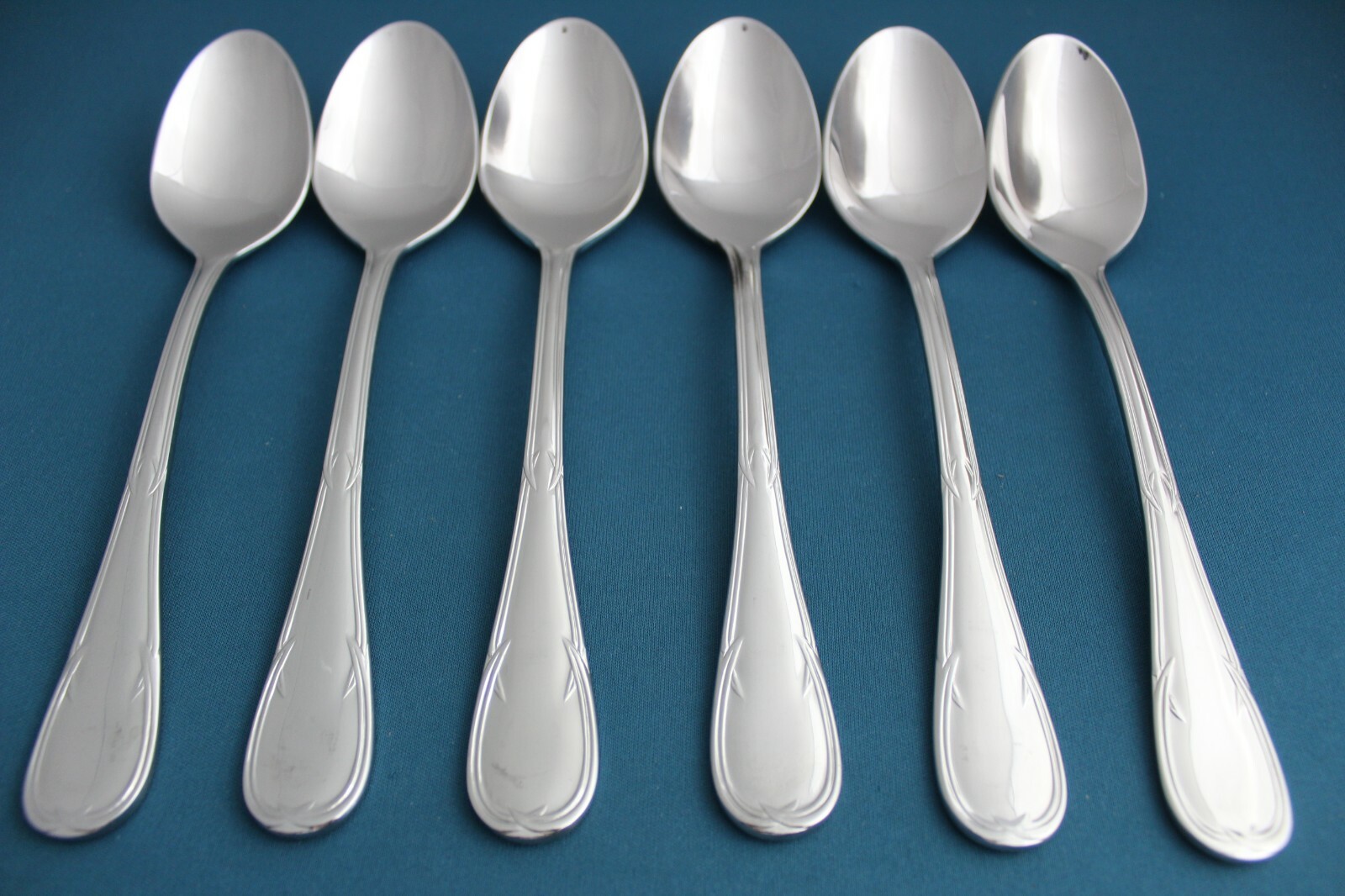 Mikasa WELLINGTON Place Oval Soup Spoons (Set of 6) 18/8 Stainless Korea 7 7/8"