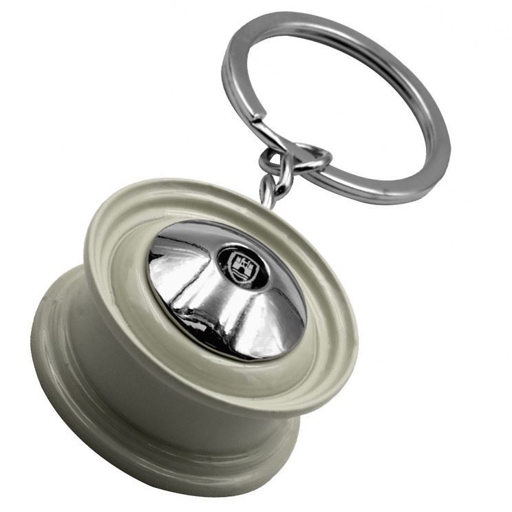 Empi 2119 Vw Bug Smoothie Wheel Key Chain, White